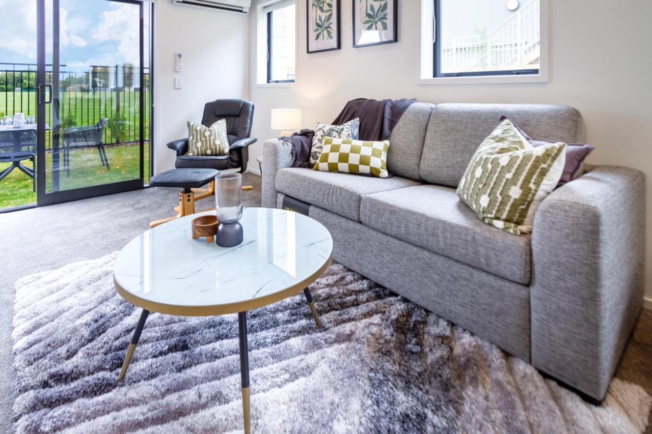 Peaceful Park View Townhouse 2 Bed W/Carpark Apartment Christchurch Ngoại thất bức ảnh